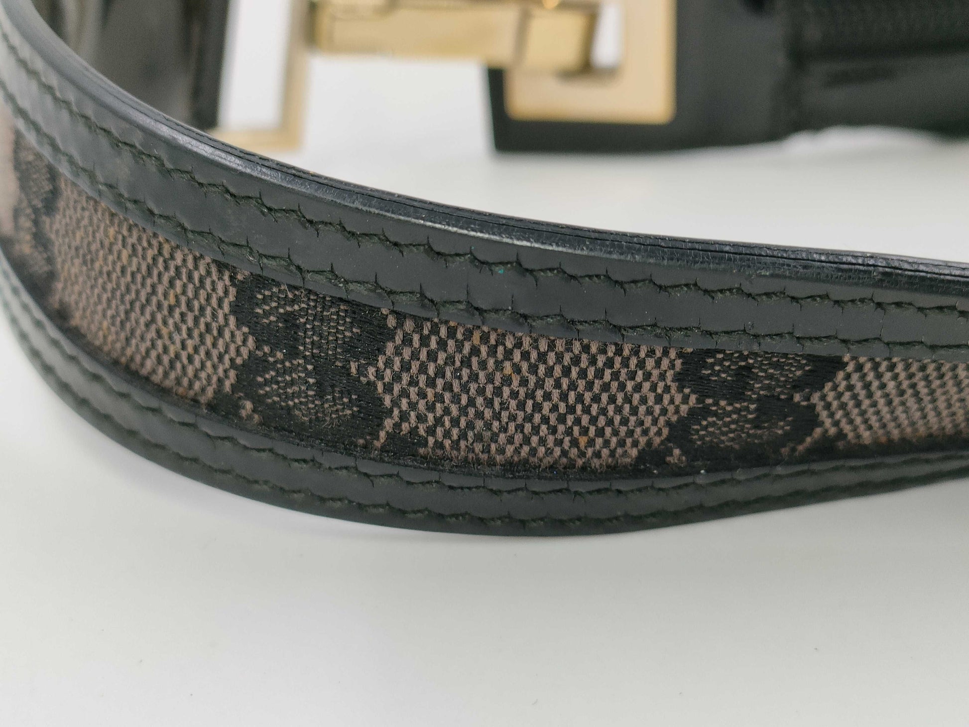 GUCCI Gucci GG Canvas Shoulder Bag