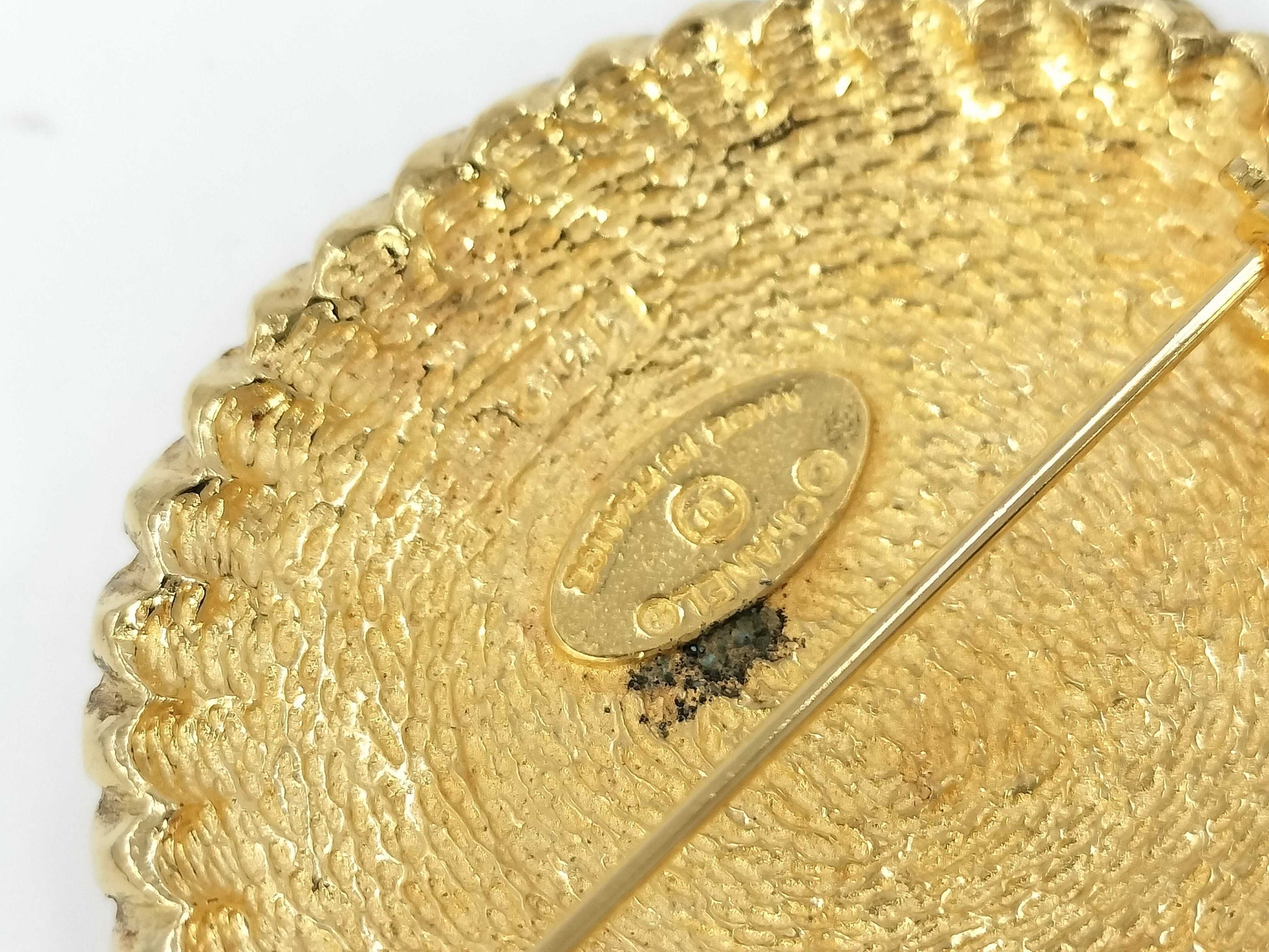 CHANEL CHANEL Vintage Classic Brooch