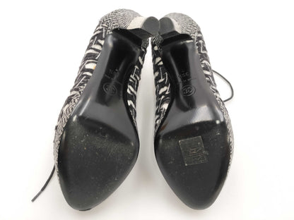 CHANEL CHANEL Coco Mark Heel Pumps