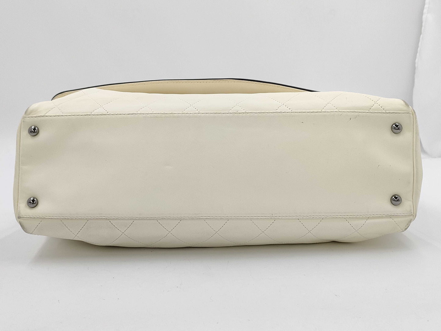 CHANEL CHANEL Matelasse Lambskin Shoulder Bag 2.55