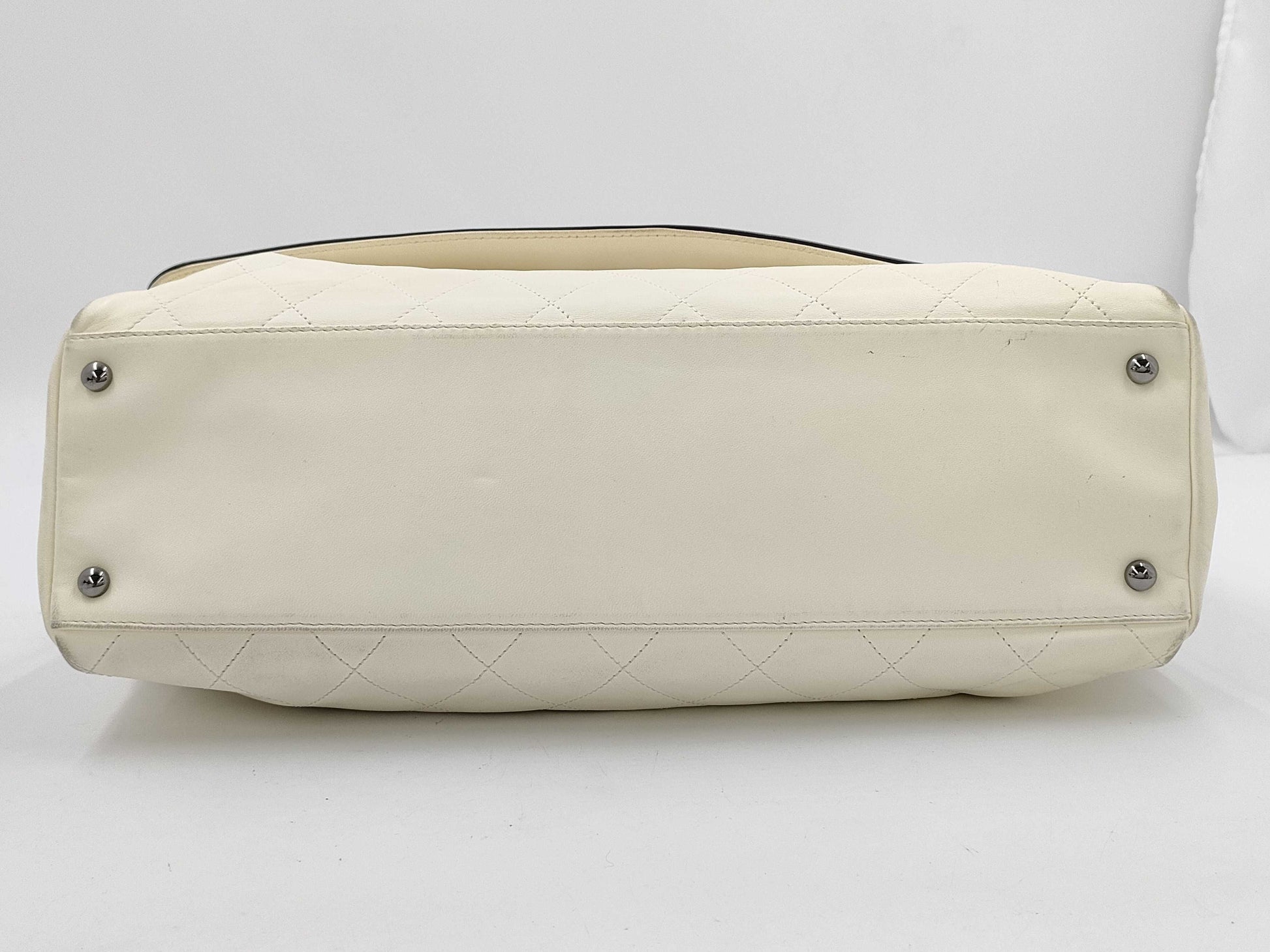 CHANEL CHANEL Matelasse Lambskin Shoulder Bag 2.55