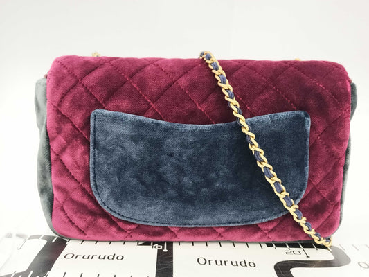 CHANEL CHANEL Matelasse Velvet Shoulder Bag