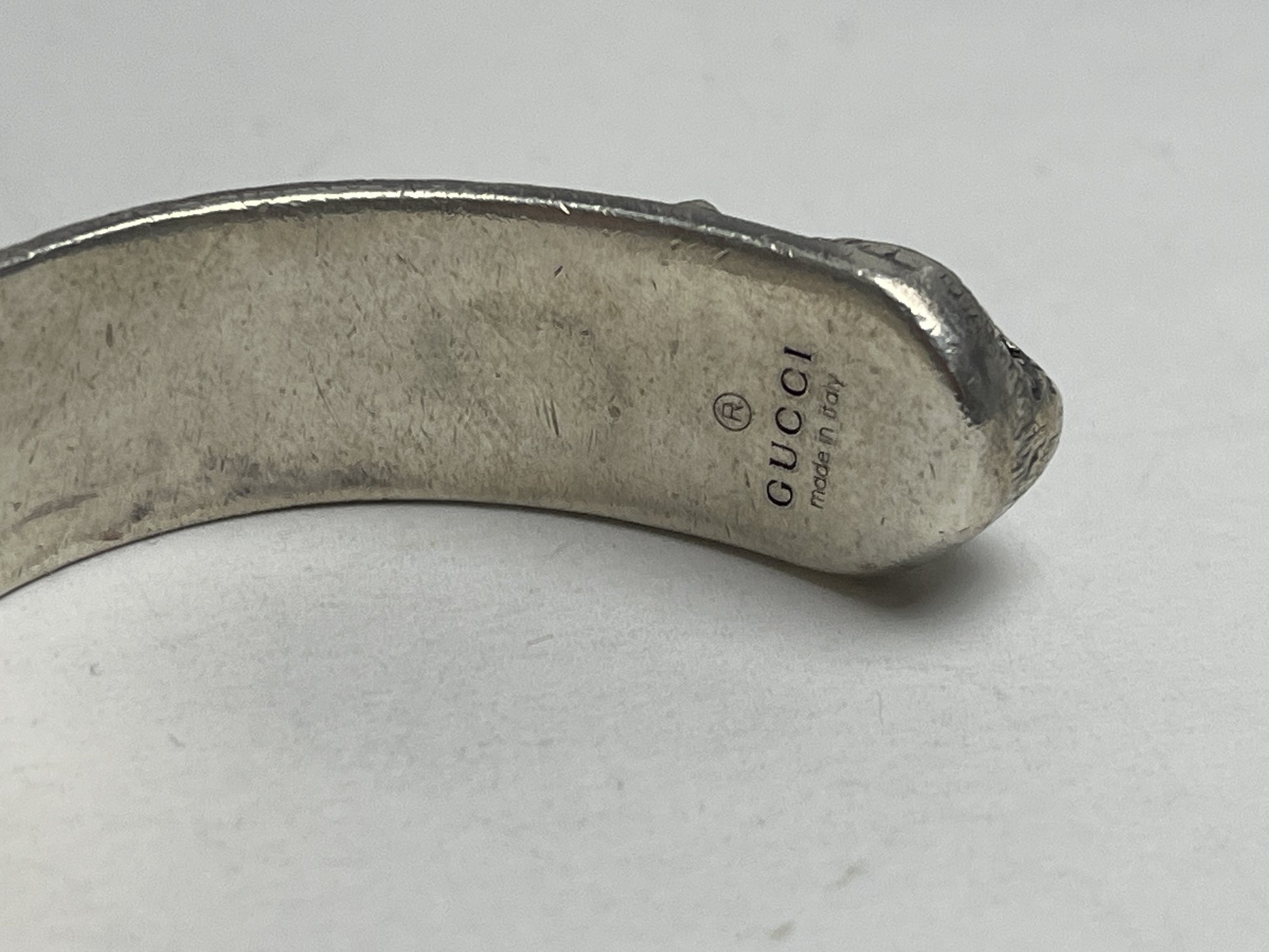 GUCCI Arabesque Cat Head Bangle Stone Bracelet/Bangle