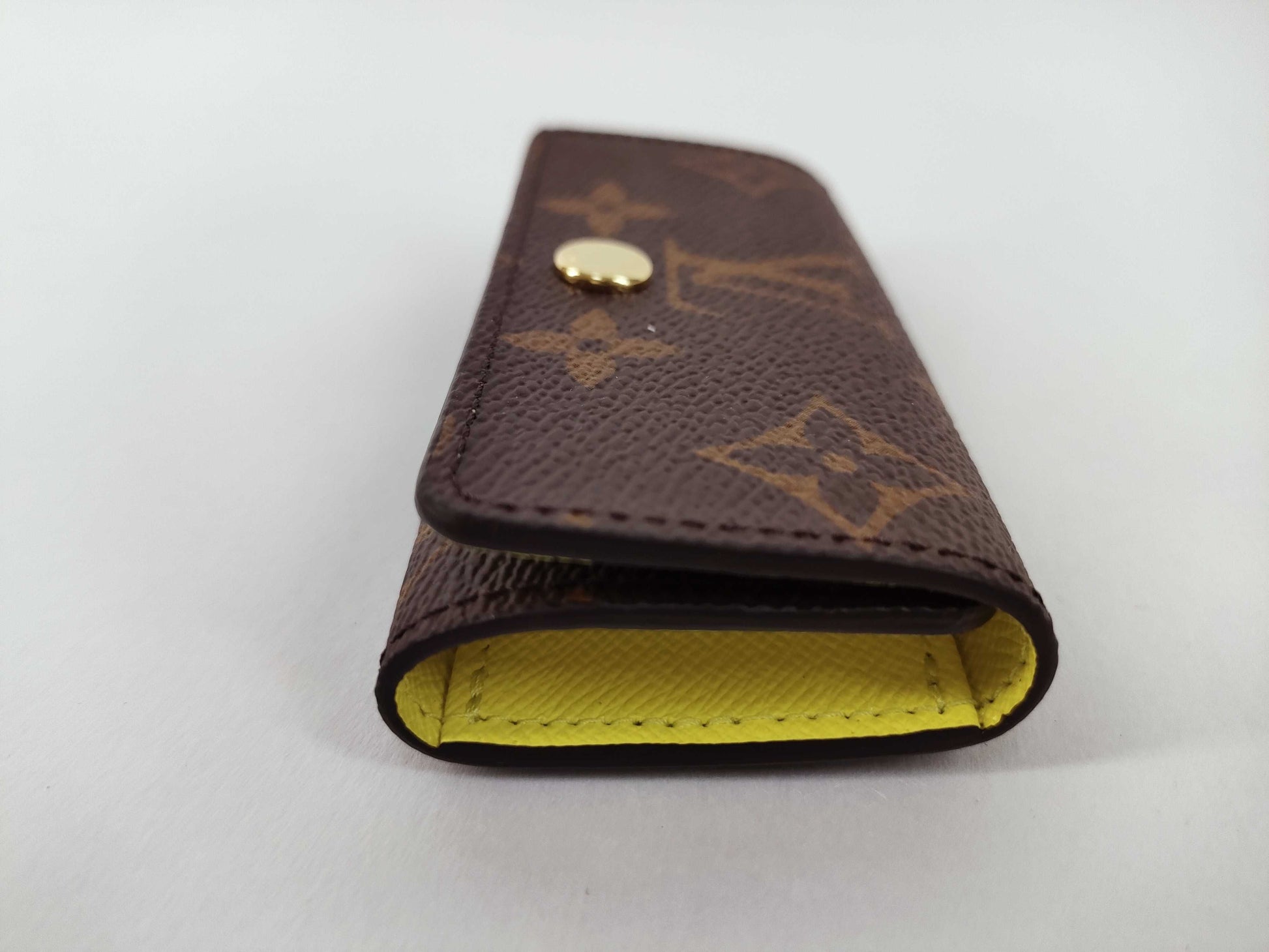 LOUIS VUITTON Monogram LOUIS VUITTON Monogram Multicle 4 Jaune Monogram M81938 Key Case/Key Holder Key Case/Key Holder