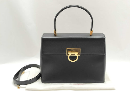 Salvatore Ferragamo Gancini Ferragamo Gancini 2-way leather black handbag