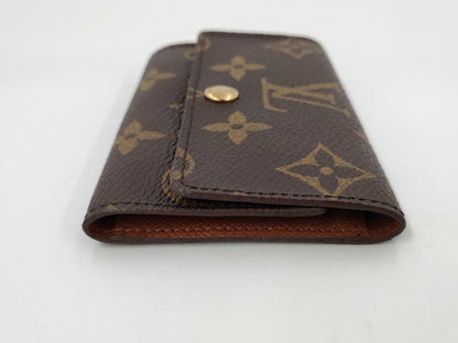 LOUIS VUITTON Murtikle 6 Keycase & Keychain