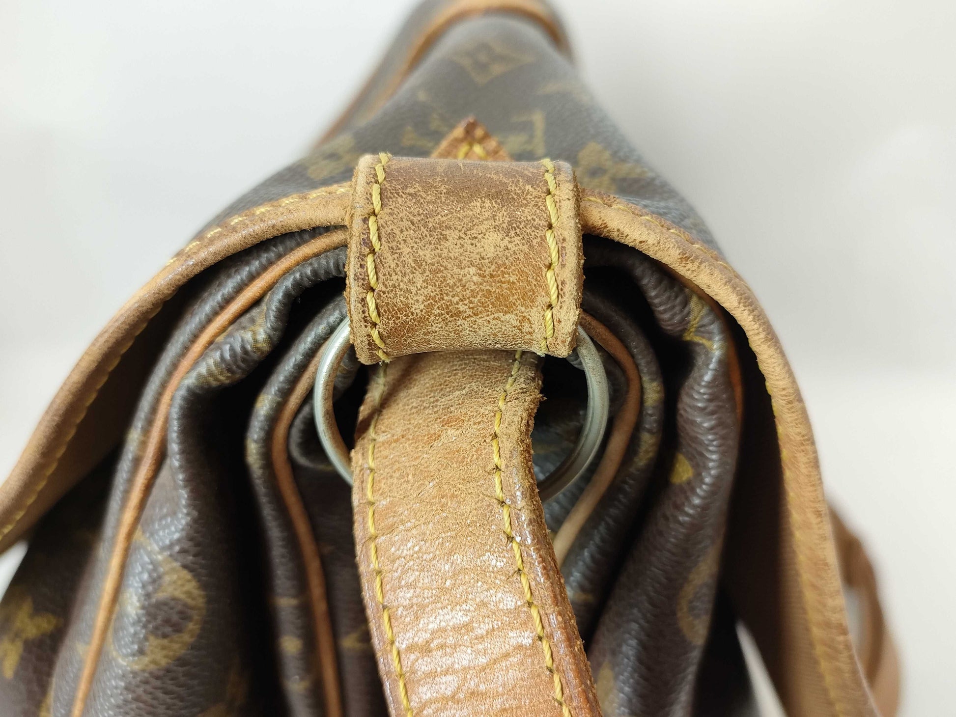 LOUIS VUITTON Monogram LOUIS VUITTON Louis Vuitton Monogram Saumur 30 AR8912 Shoulder Bag