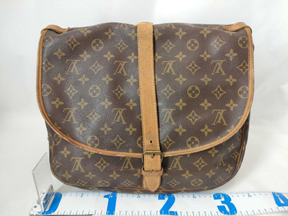 LOUIS VUITTON Monogram LOUIS VUITTON Louis Vuitton Monogram Saumur 30 AR8912 Shoulder Bag