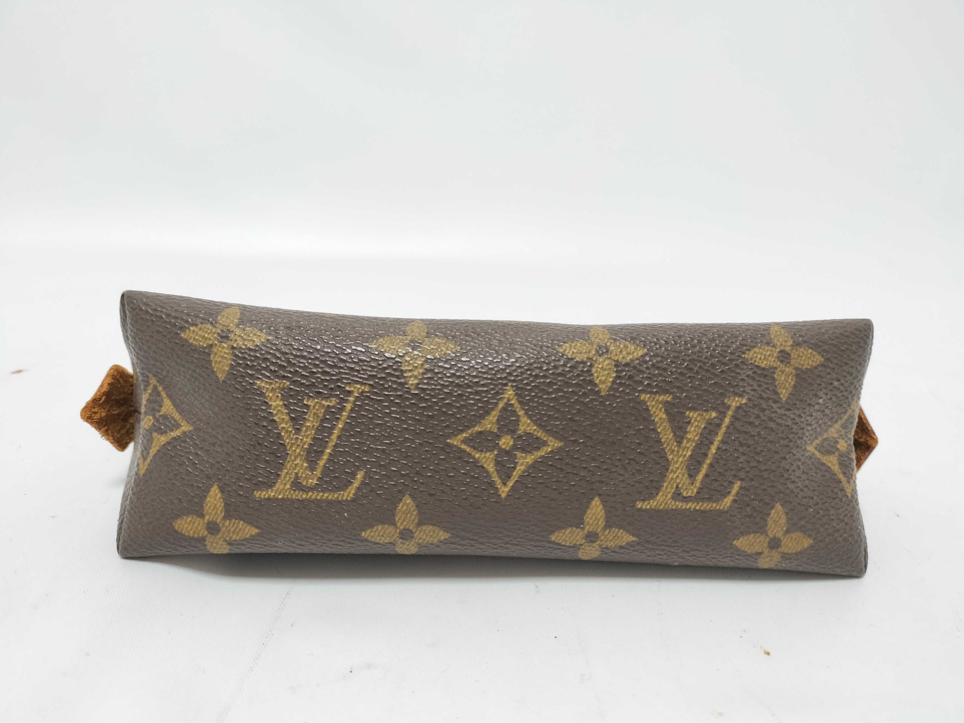 LOUIS VUITTON Monogram LV Monogram Pochette Cosmetic M47515 CA1021 Pouch