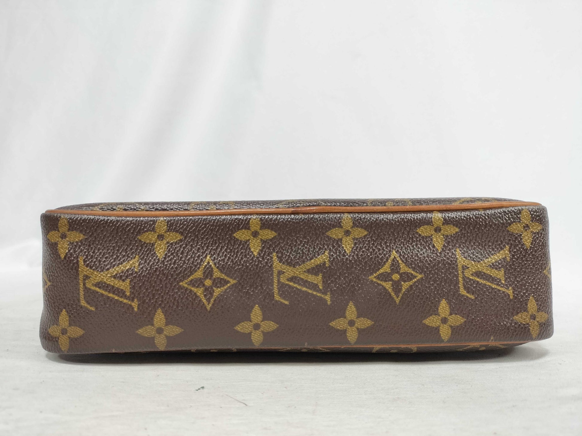 LOUIS VUITTON Monogram Compiegne 23 Monogram M51847 Pouch