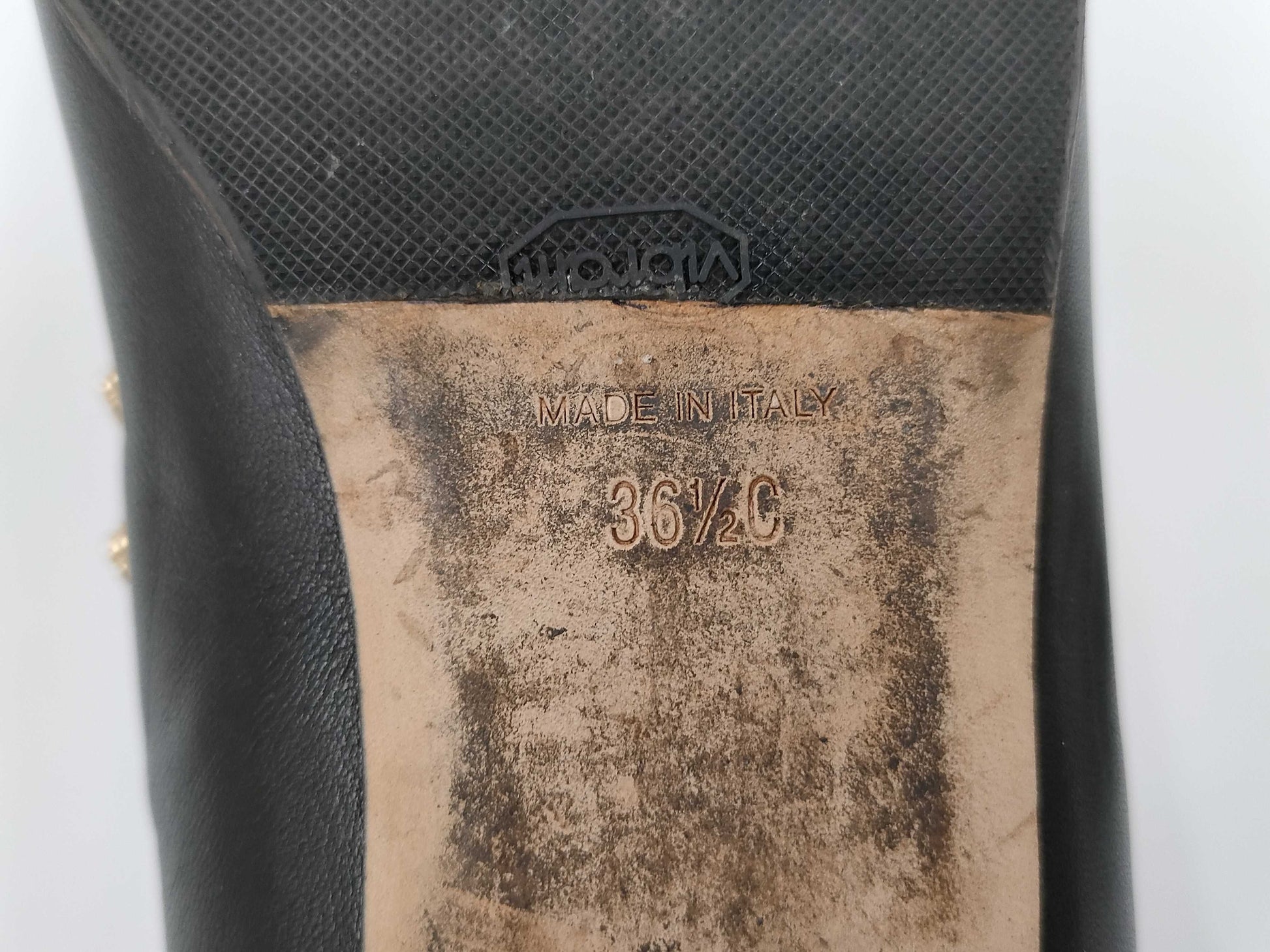 CHANEL Women's Size 36 1/2 Pumps