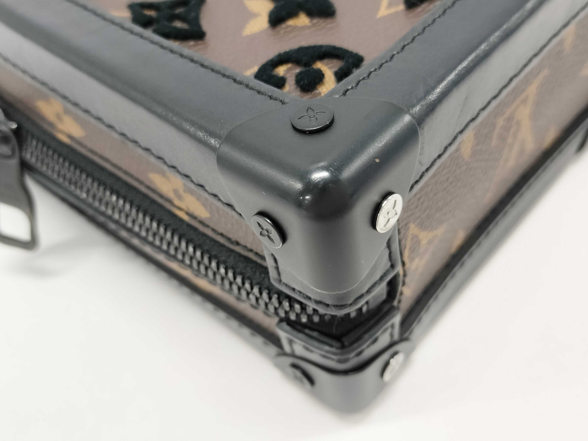 LOUIS VUITTON Monogram Tuftage Vertical Soft Trunk M45044 Shoulder Bag