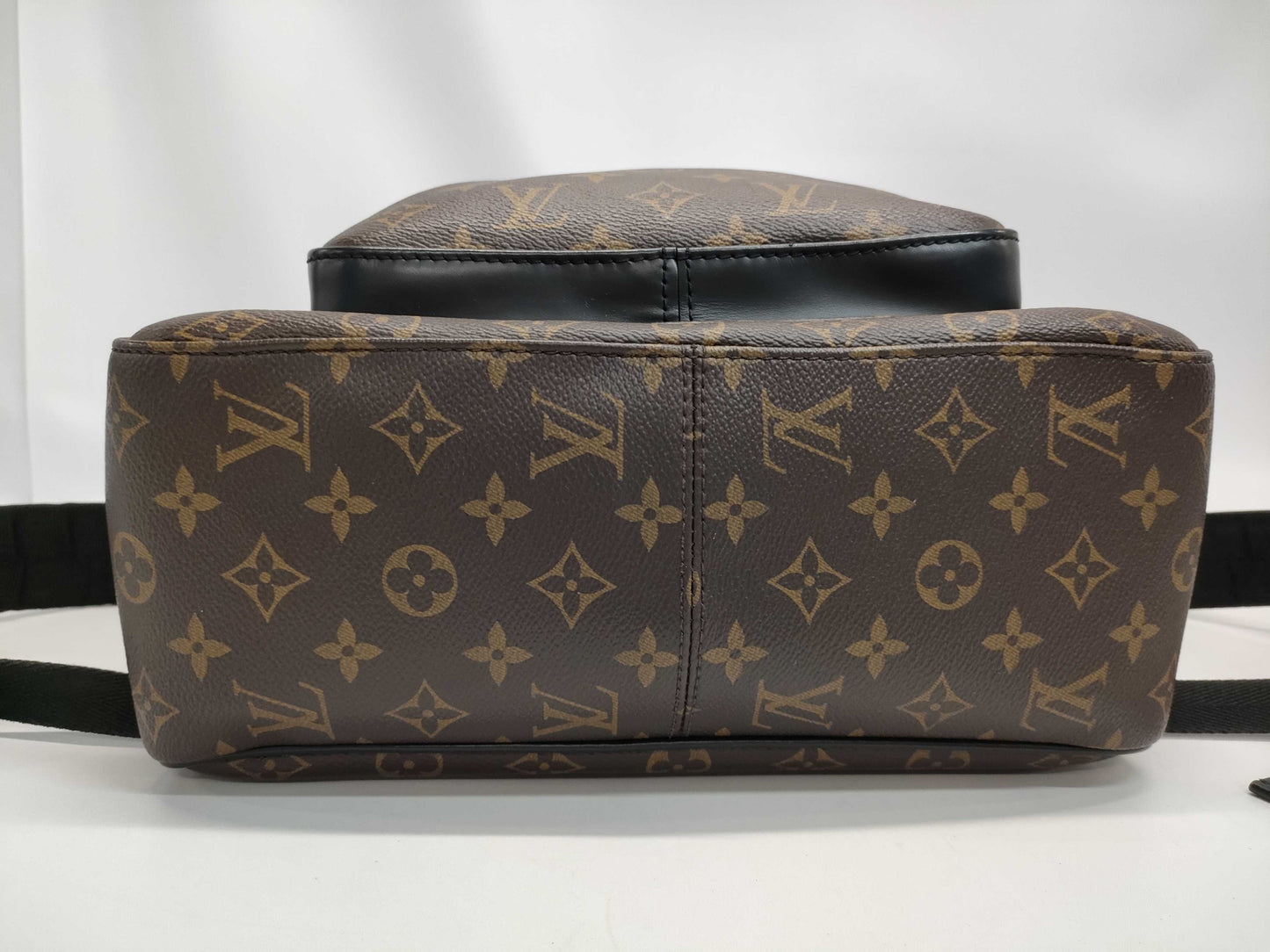 LOUIS VUITTON Macassar Josh NV Backpack