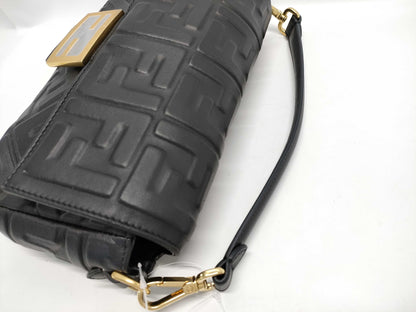 FENDI leather shoulder bag