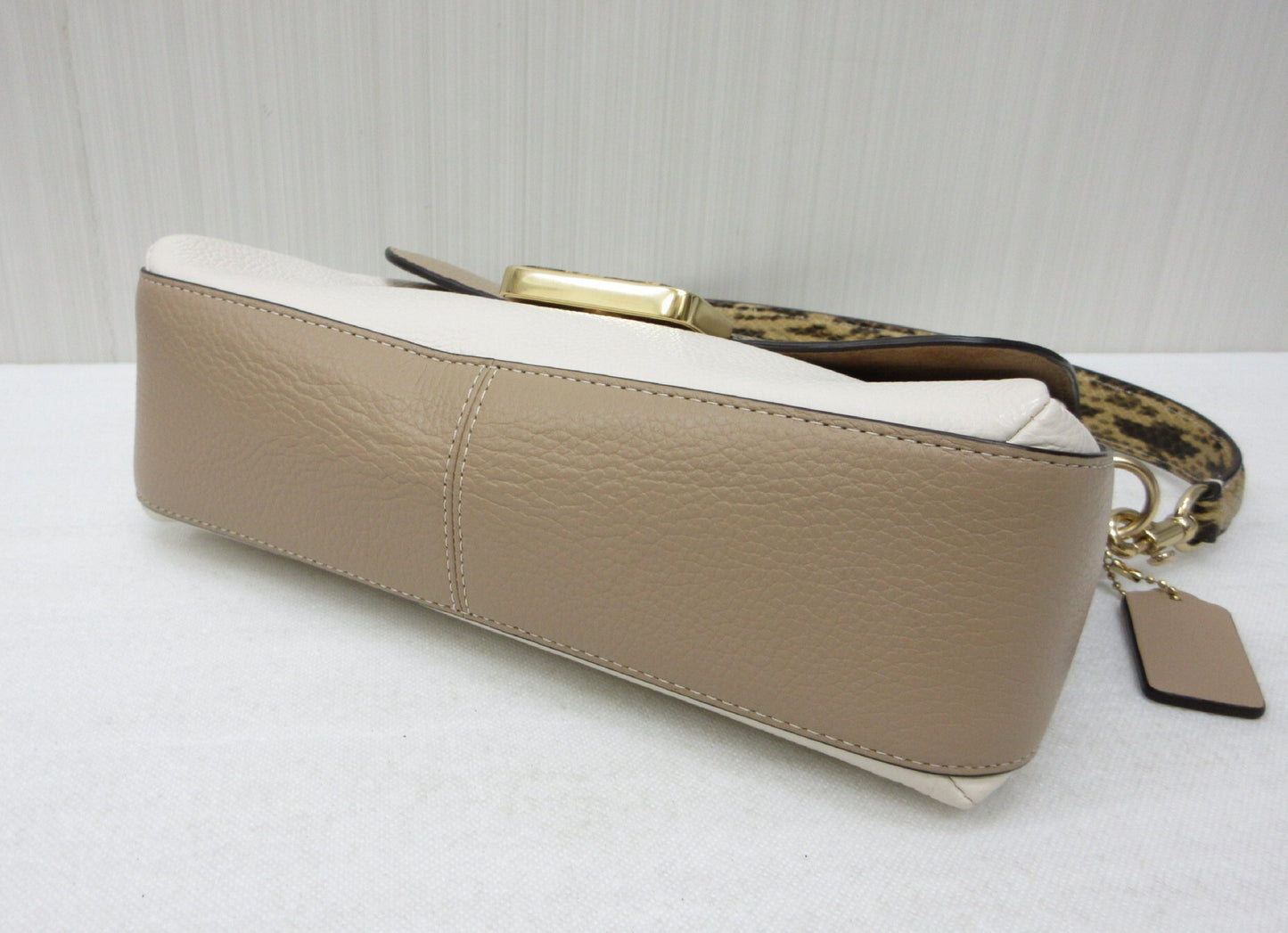 COACH COACH CD483 Grace Shoulder Bag - Colorblock Python Print Handbag, Approx. W25 x H18cm