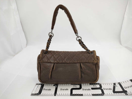 CHANEL Matelasse Chain Semi-Shoulder Leather Shoulder Bag