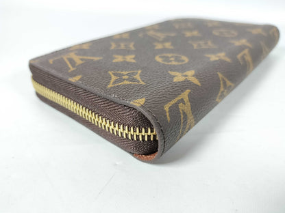 LOUIS VUITTON Monogram M42616 Zippy Wallet Wallet