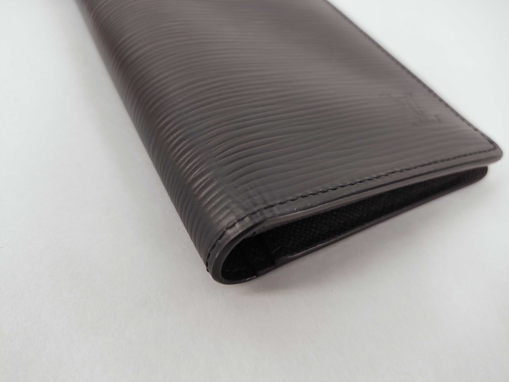 LOUIS VUITTON Epi LOUIS VUITTON Epi Portofeuille Brazza Noir M60622 IC Chip Box Storage Bag Wallet