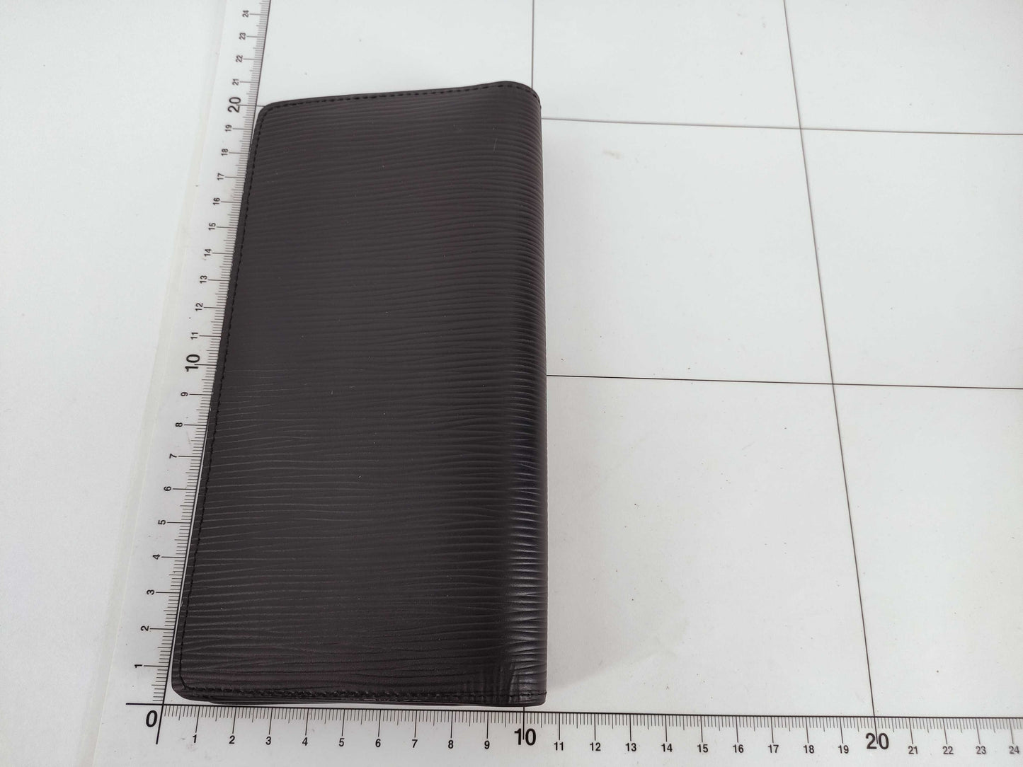 LOUIS VUITTON Epi LOUIS VUITTON Epi Portofeuille Brazza Noir M60622 IC Chip Box Storage Bag Wallet
