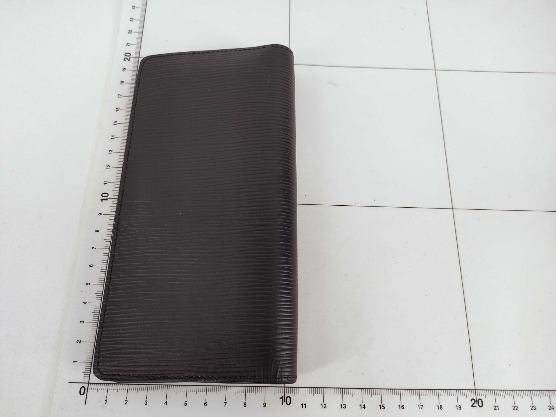 LOUIS VUITTON Epi LOUIS VUITTON Epi Portofeuille Brazza Noir M60622 IC Chip Box Storage Bag Wallet