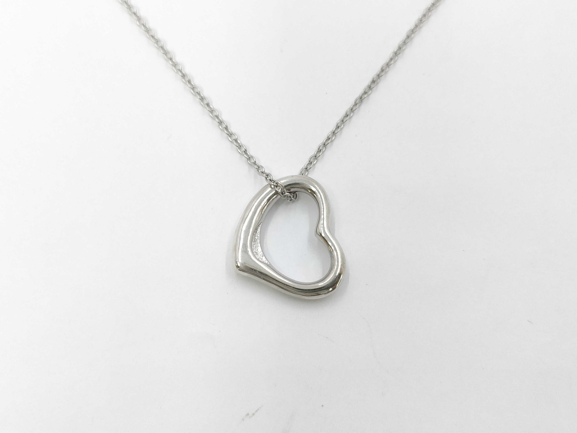 Tiffany & Co. Open Heart Necklace SV925 Pendant Necklace