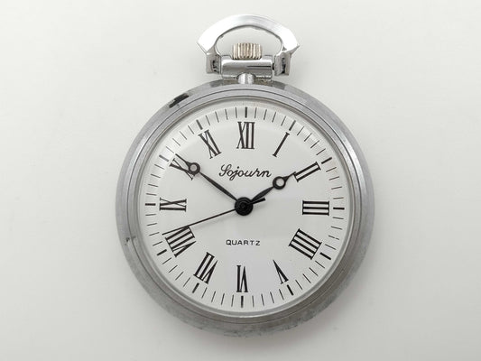 Quartz pocket watch