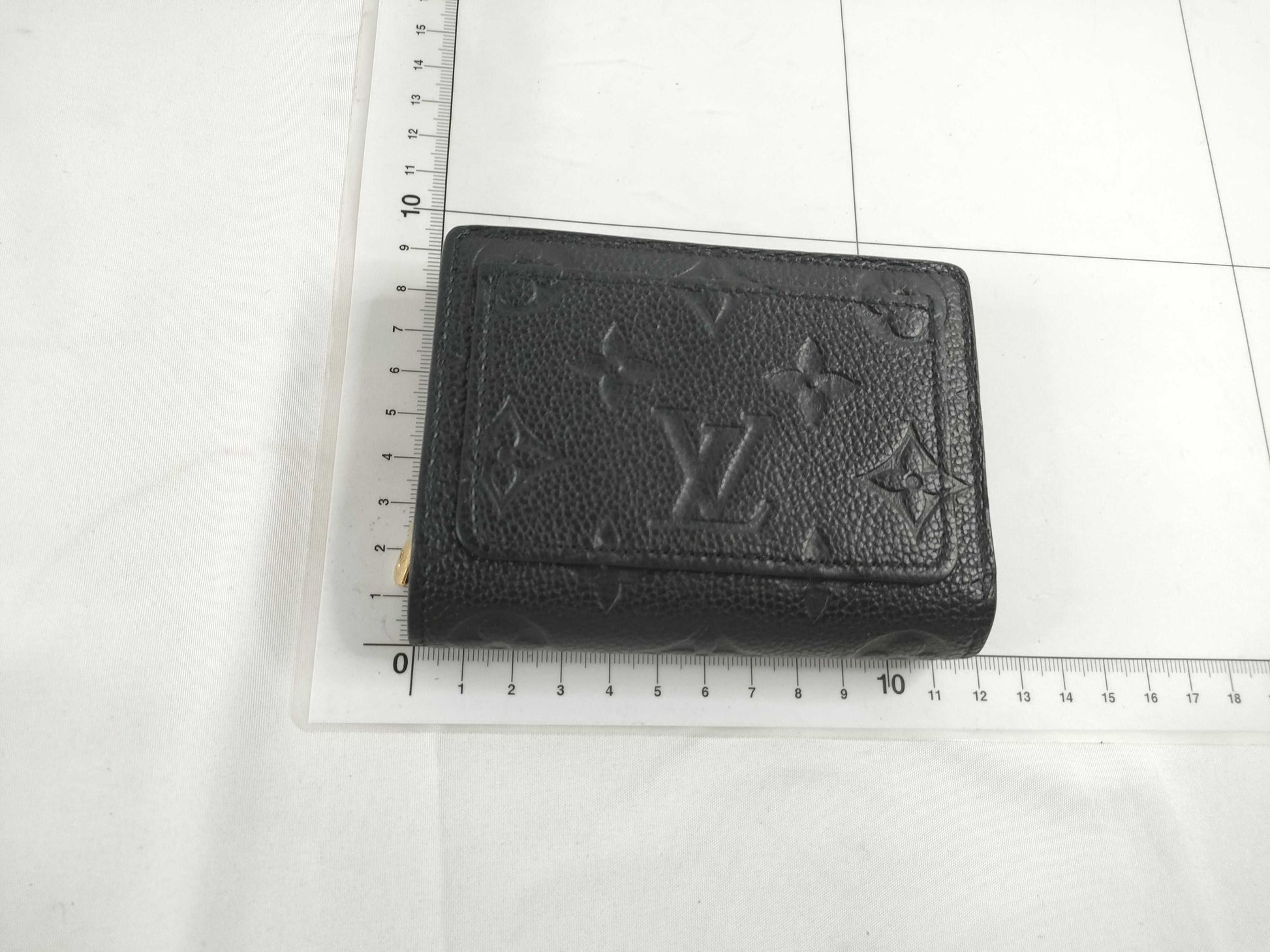 LOUIS VUITTON Monogram Unplanted Louis Vuitton Bi-Fold Wallet Wallet