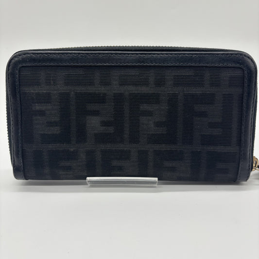 FENDI FENDI Fendi Round Zipper Zucca Black Wallet