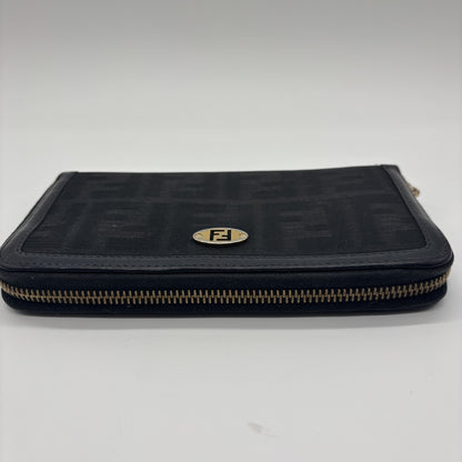 FENDI FENDI Fendi Round Zipper Zucca Black Wallet