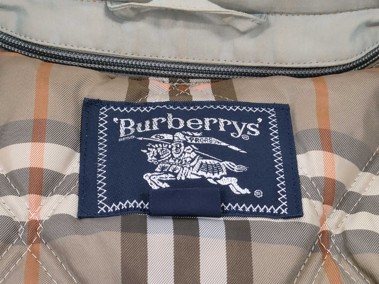 Burberrys Coat LLC-TK83 Coat