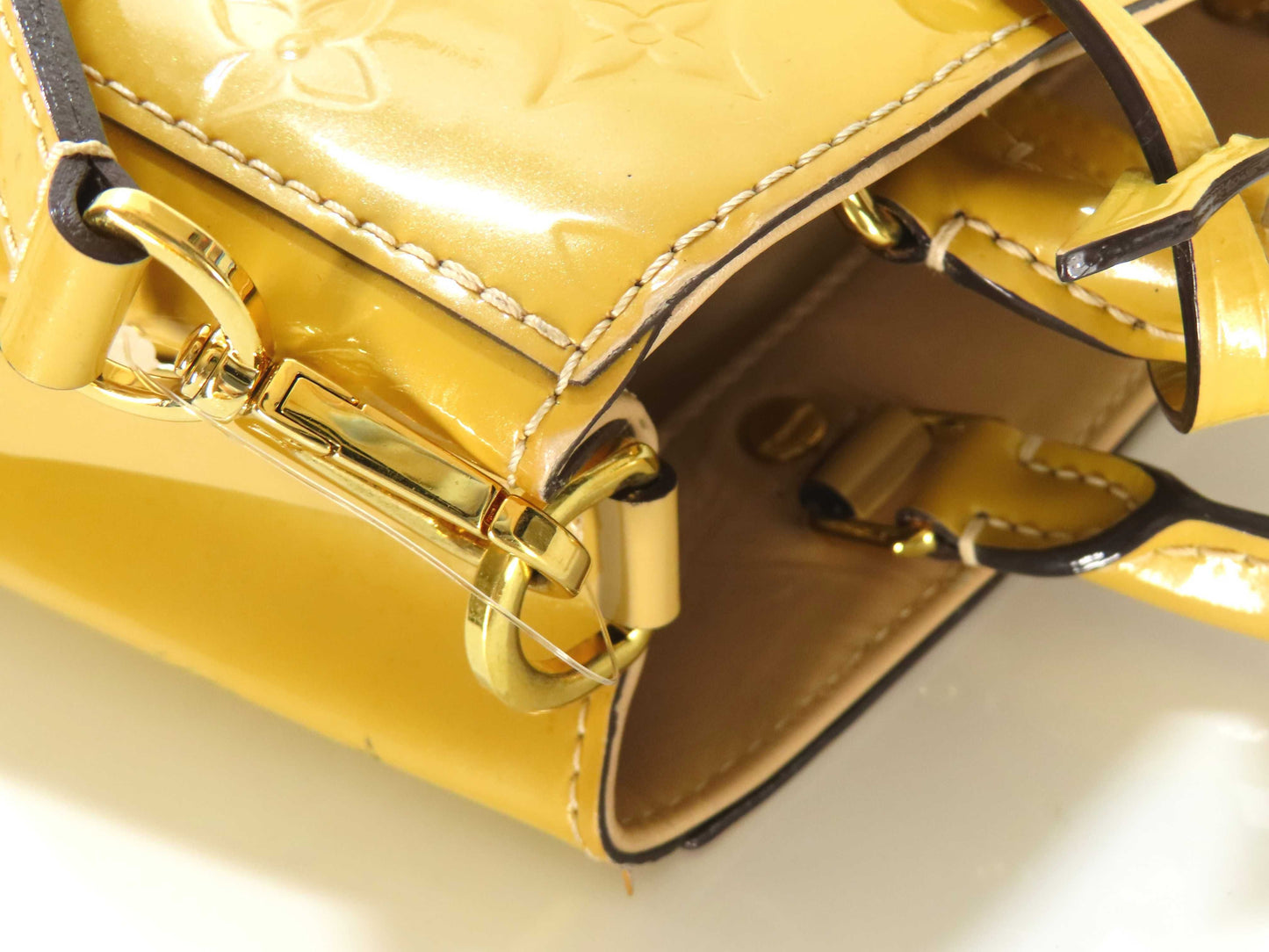 LOUIS VUITTON Verni LOUIS VUITTON Montaigne BB Verni/Citrine Handbag