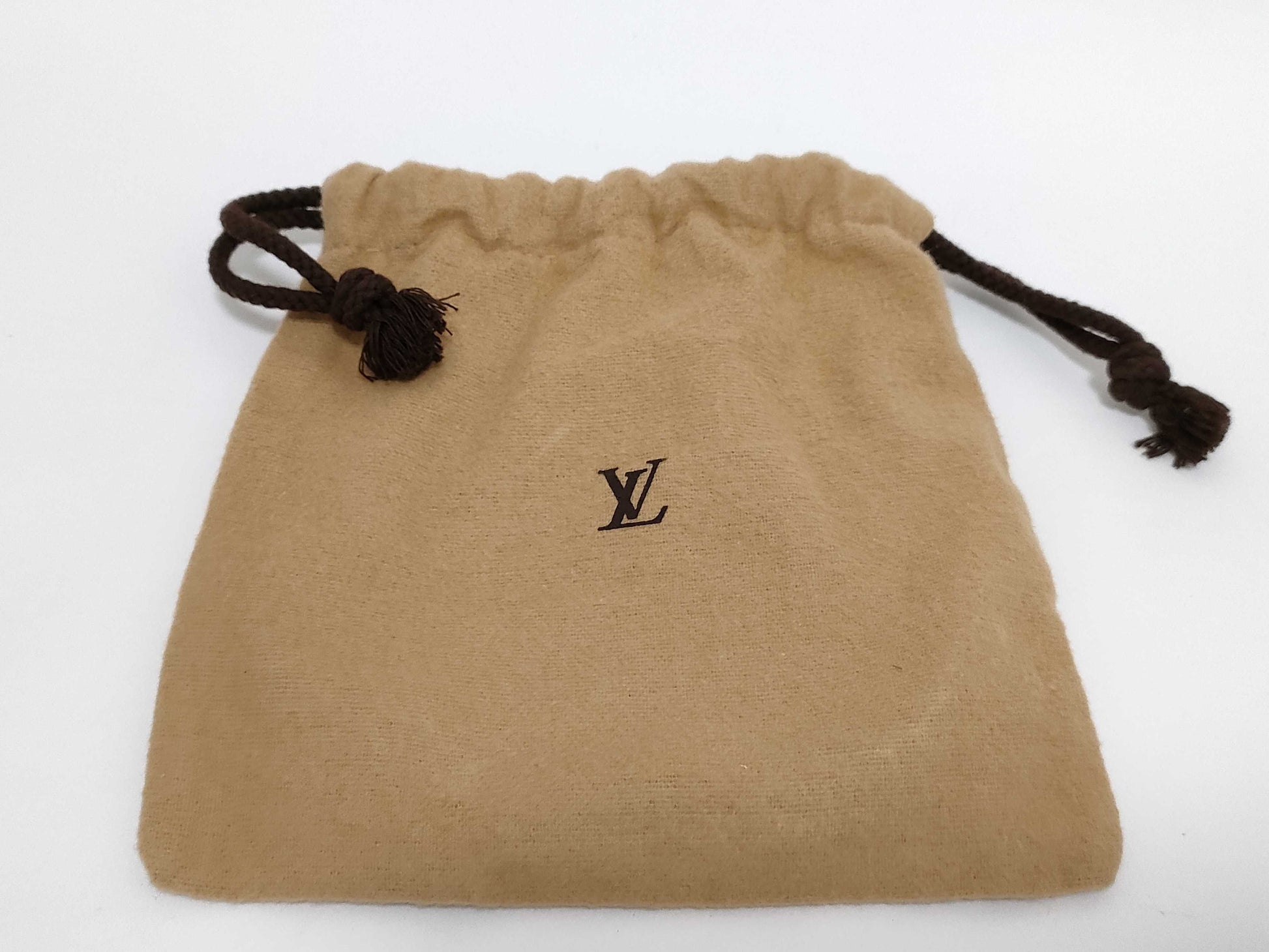 LOUIS VUITTON Vernis Louis Vuitton Vernis Porte Monnaie Coeur M91918 Coin Case