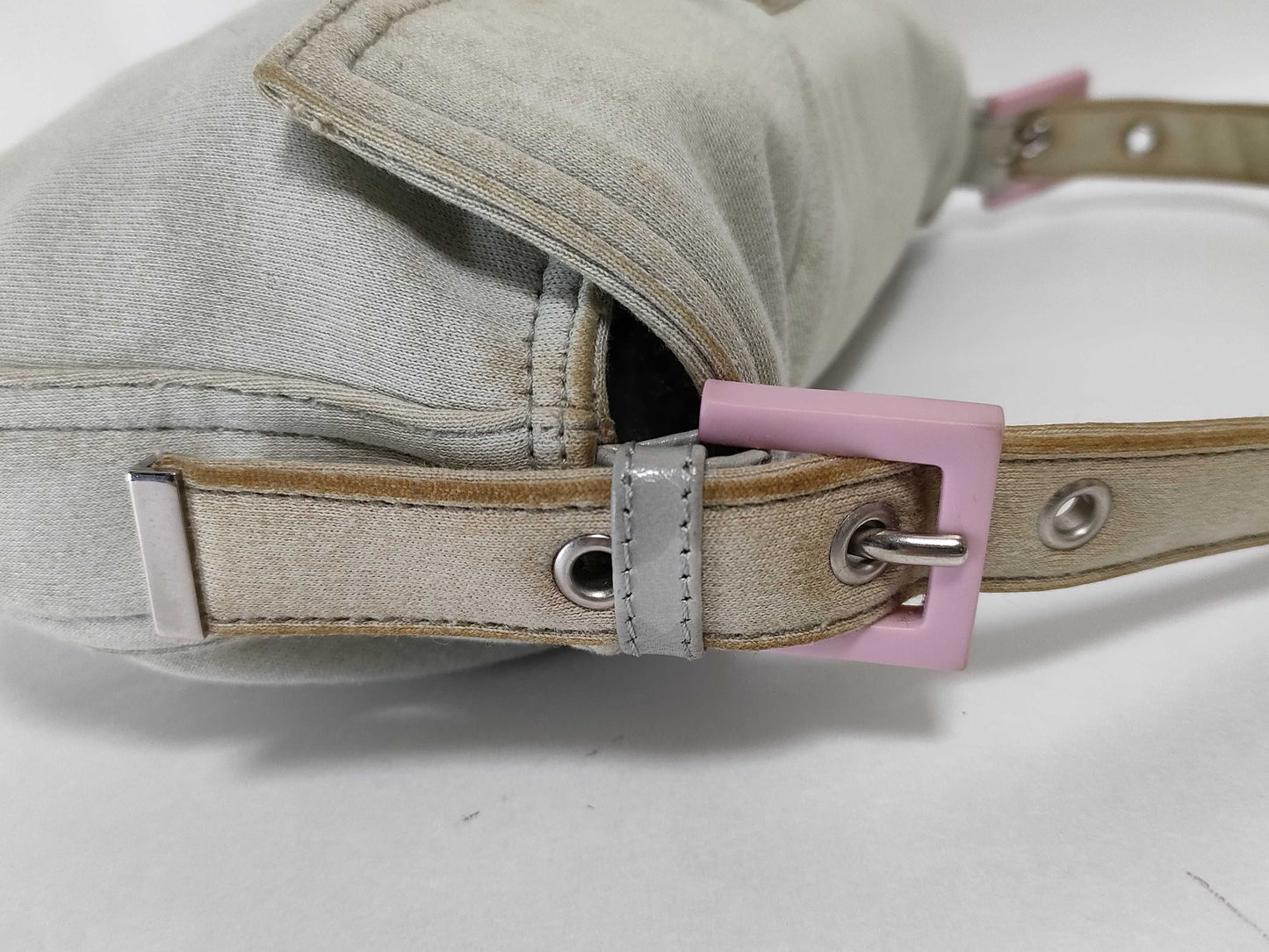 FENDI Mamma Fendi Handbag Mamma Bucket Grey Handbag