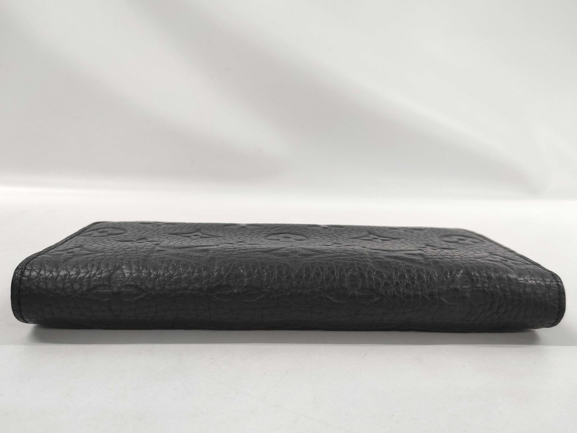 LOUIS VUITTON Taurillon Portefeuille Brazza Long Wallet