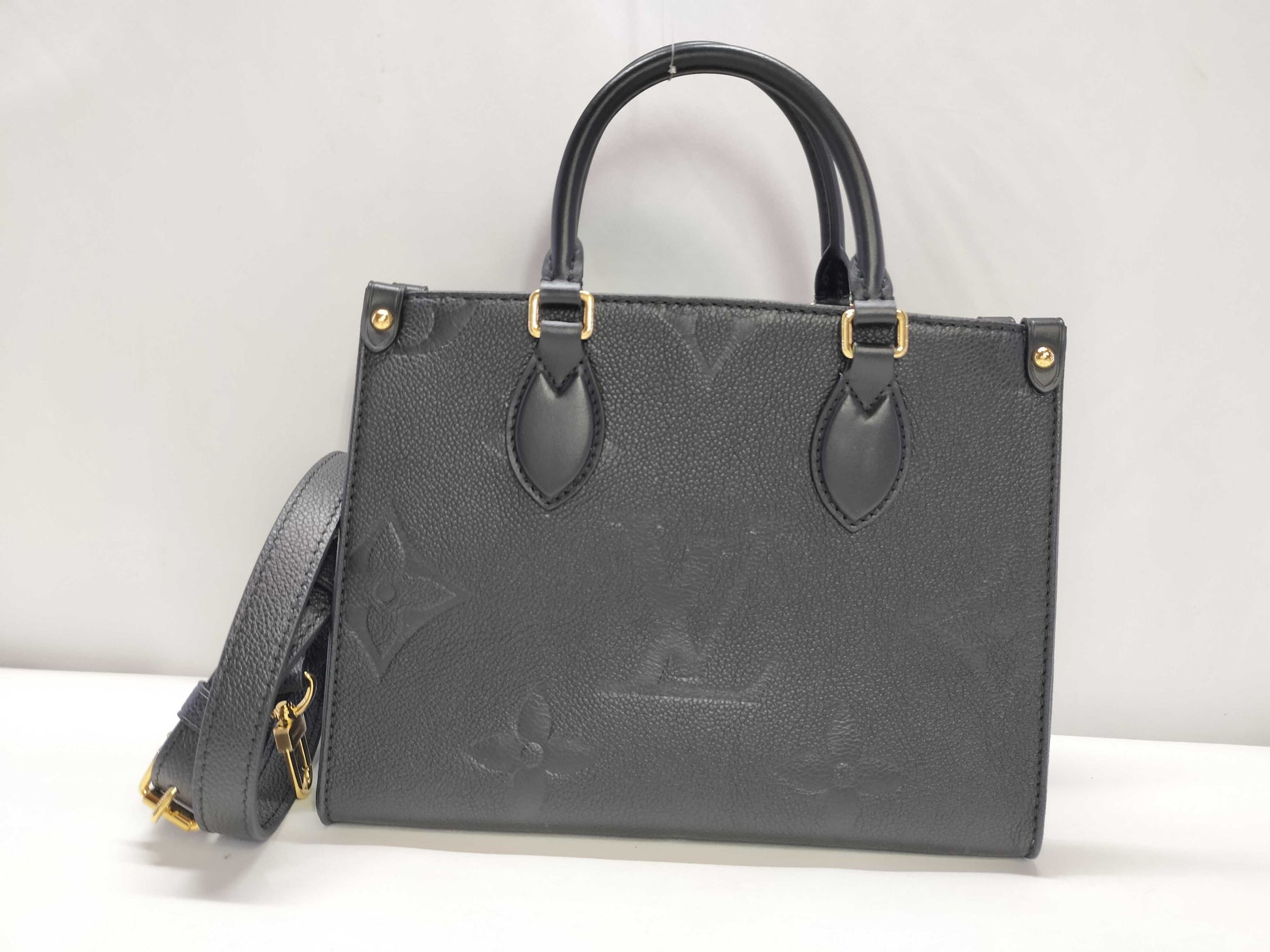 LOUIS VUITTON Monogram Unplanted Louis Vuitton On the Go PM M45653 Handbag