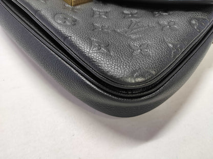 LOUIS VUITTON Monogram Amplant Louis Vuitton Pochette Metis MM Handbag