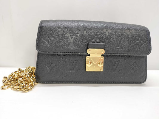 LOUIS VUITTON Monogram Unplanted Wallet On-Chain Metis M82637 Shoulder Bag