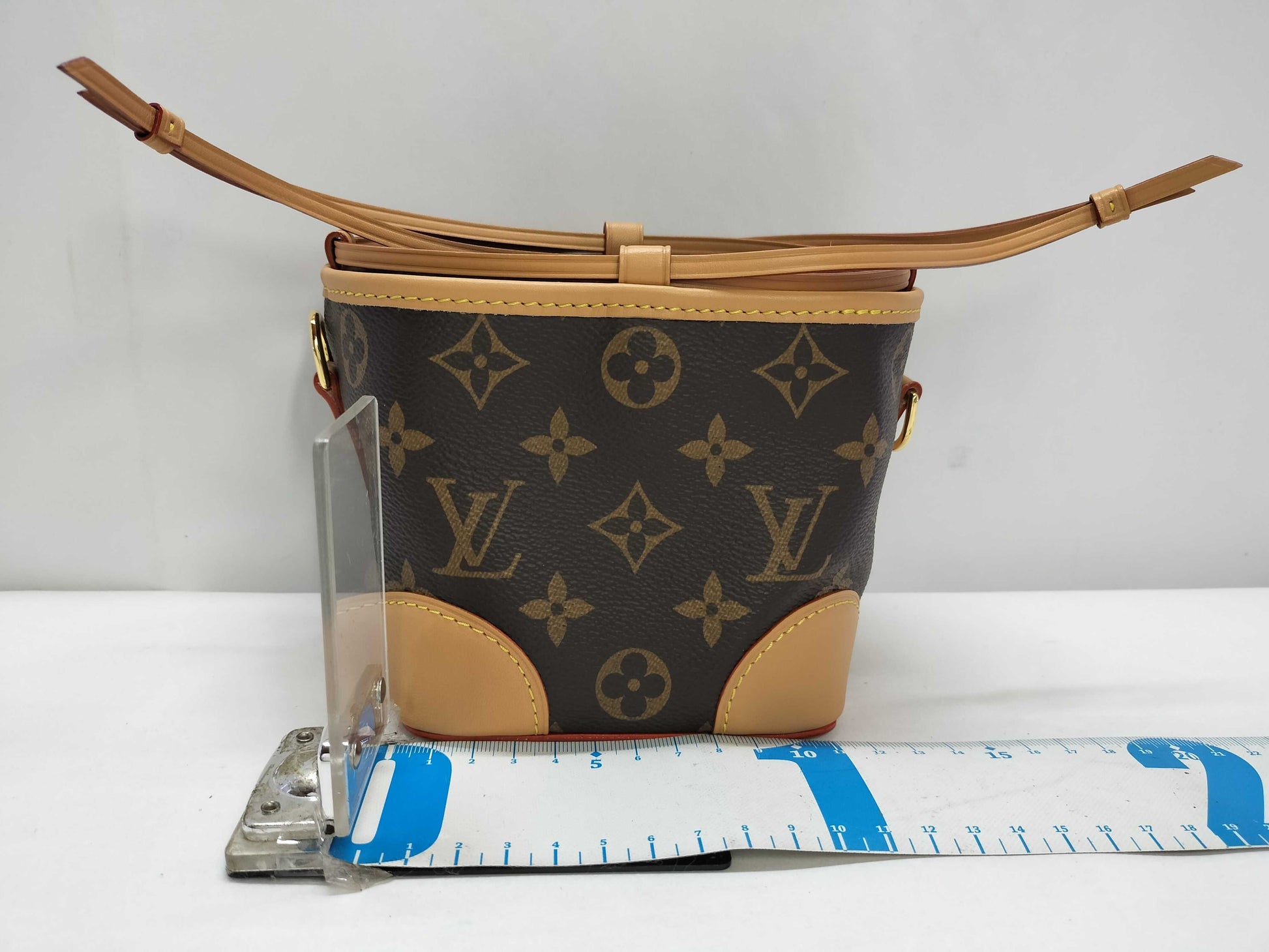 LOUIS VUITTON Monogram Louis Vuitton Noe Perth M57099 Shoulder Bag