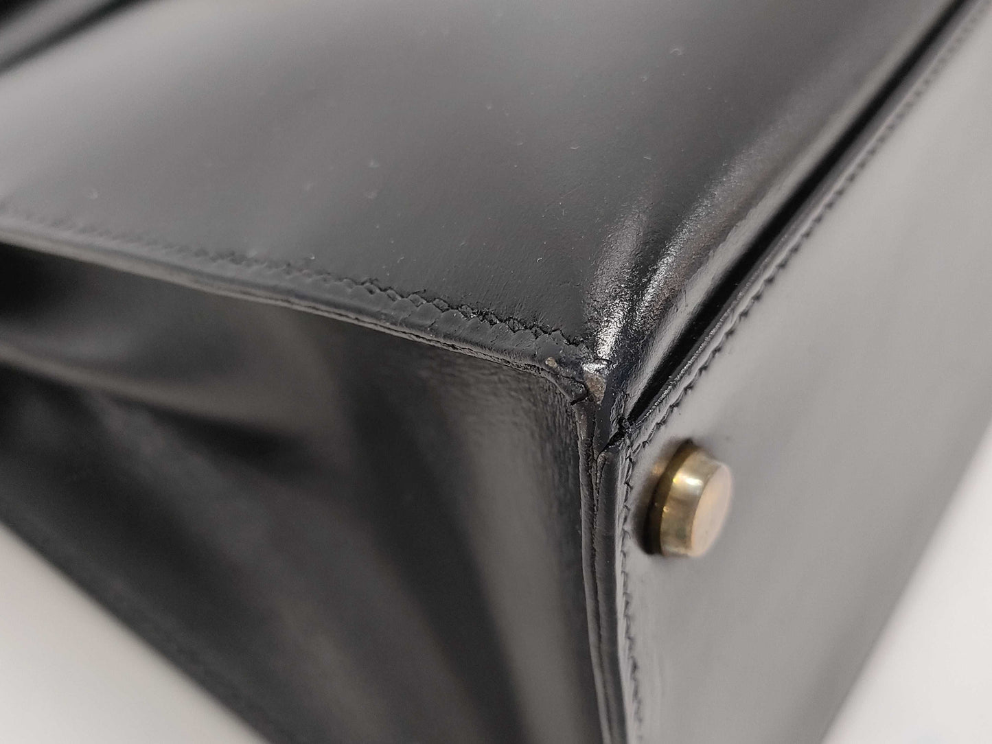 HERMES Kelly 28/Box Calf/Black/Gold Hardware/K Stamped Handbag