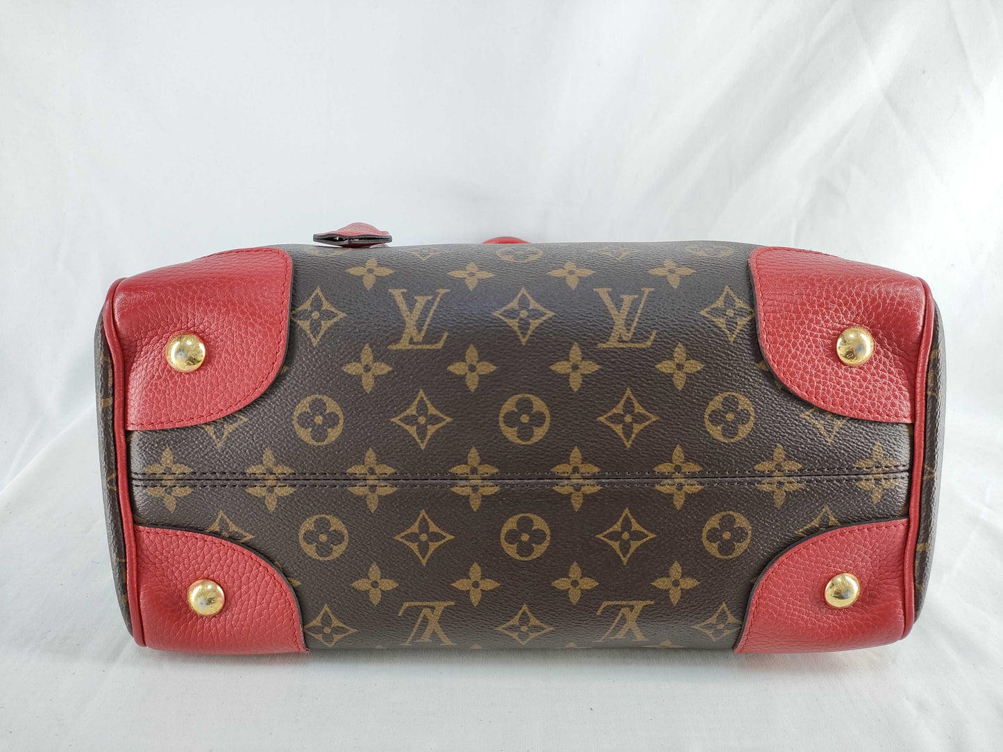 LOUIS VUITTON Monogram Louis Vuitton Monogram Handbag Handbag