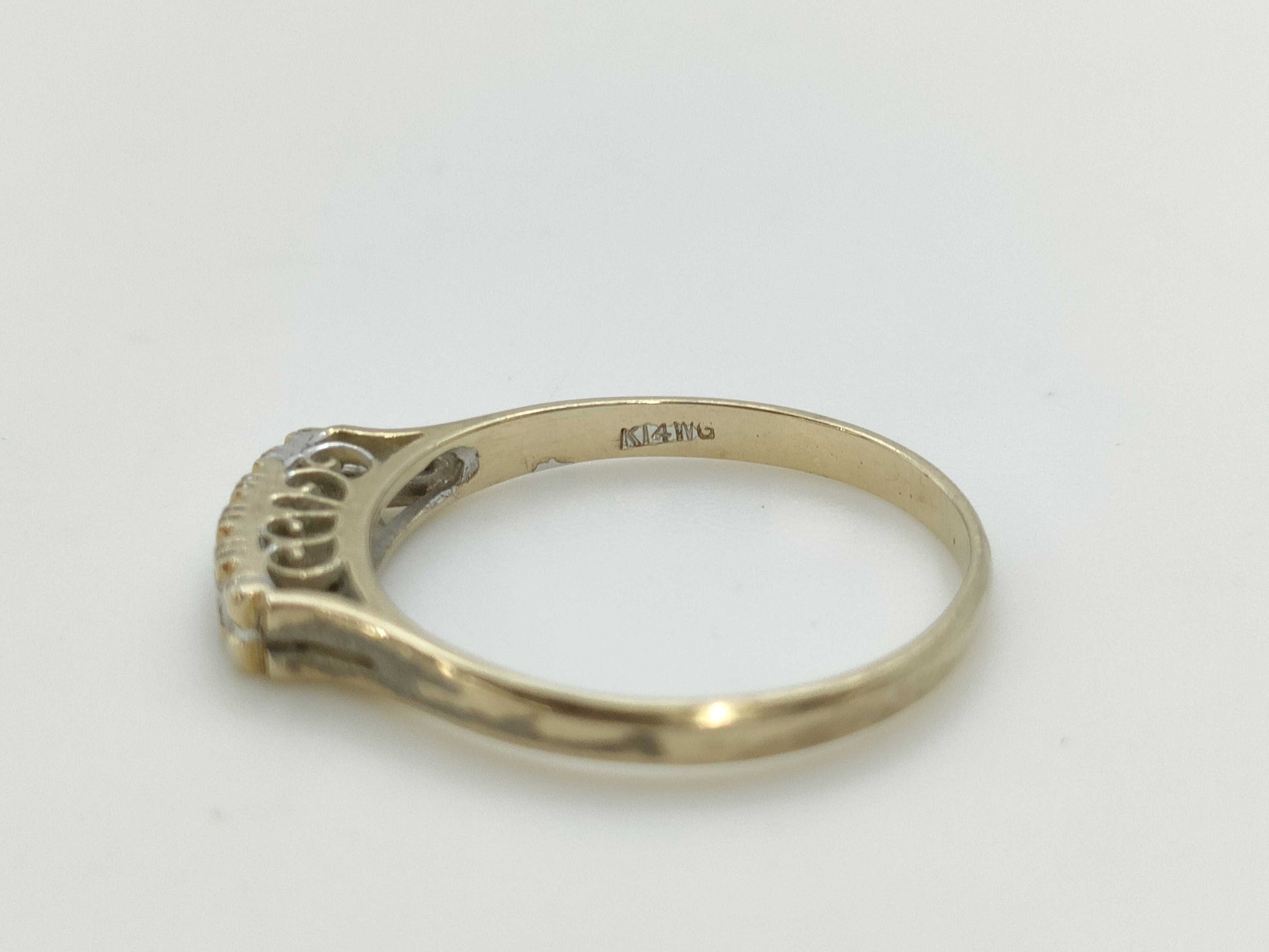 Diamond K14WG 1.7g Ring 