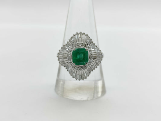 Emerald Diamond PT900 9.7g Ring 