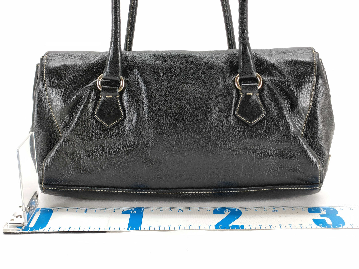 PRADA Prada handbag with hardware and leather.