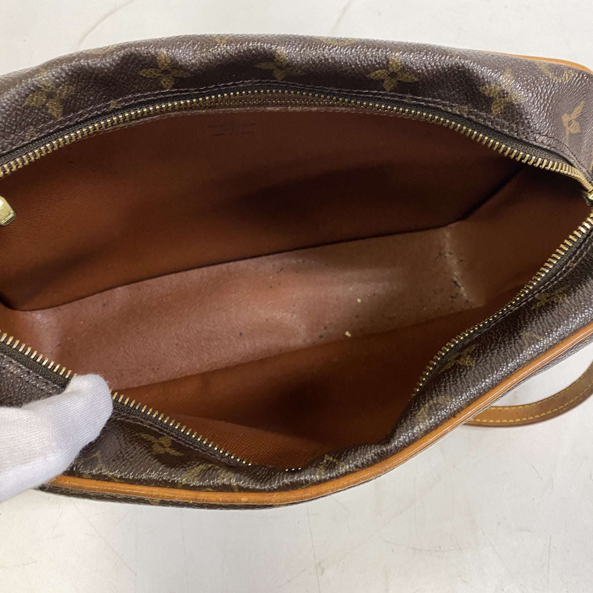 LOUIS VUITTON Vuitton Monogram Trocadero Shoulder Bag MB1909 Shoulder Bag