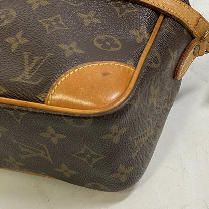 LOUIS VUITTON Vuitton Monogram Trocadero Shoulder Bag MB1909 Shoulder Bag