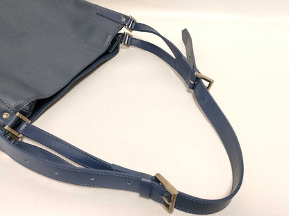 LOUIS VUITTON Epi Mandala MM M5889 Blue Shoulder Bag