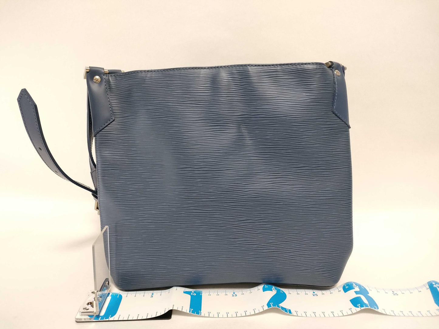 LOUIS VUITTON Epi Mandala MM M5889 Blue Shoulder Bag