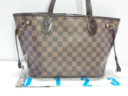 LOUIS VUITTON Damier LOUIS VUITTON Louis Vuitton Neverful Damier Tote Bag