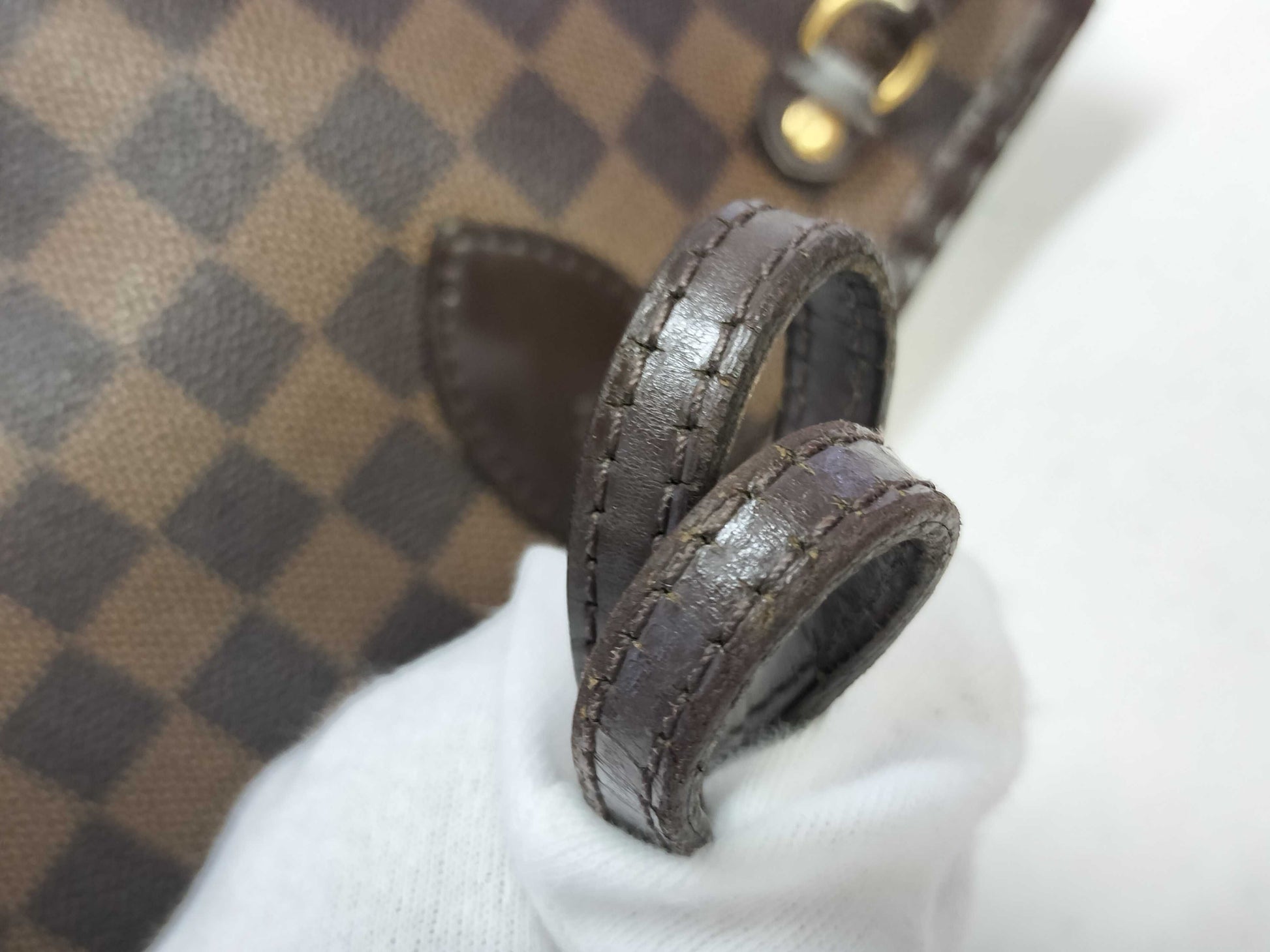 LOUIS VUITTON Damier LOUIS VUITTON Louis Vuitton Neverful Damier Tote Bag