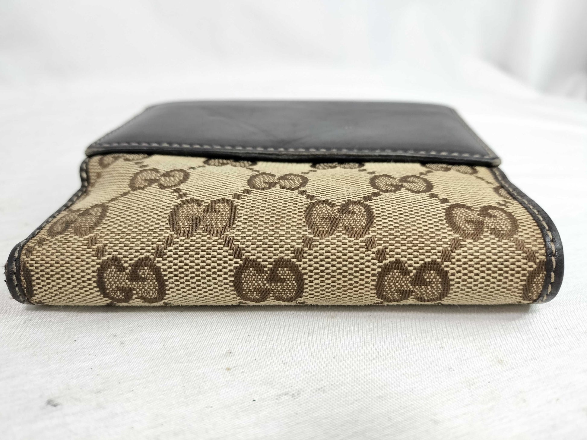GUCCI GG Canvas GUCCI Folding Wallet